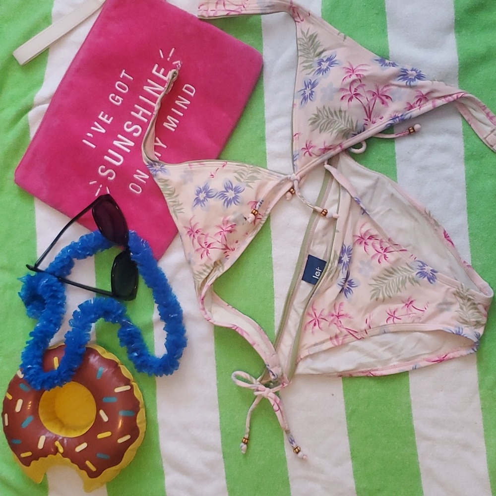 Vintage l.e.i. bikini in pink with beachy theme